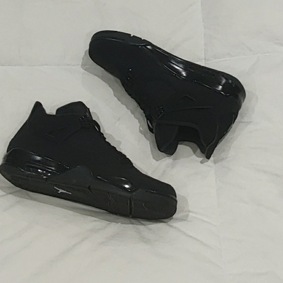 Brand New Jordan 4 Black Cat Size 12 M - Picture 6 of 9